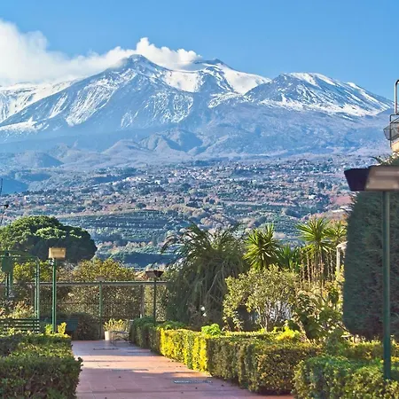 Sicilia Etna Mare Beach&pool Catania Taormina Etna District
